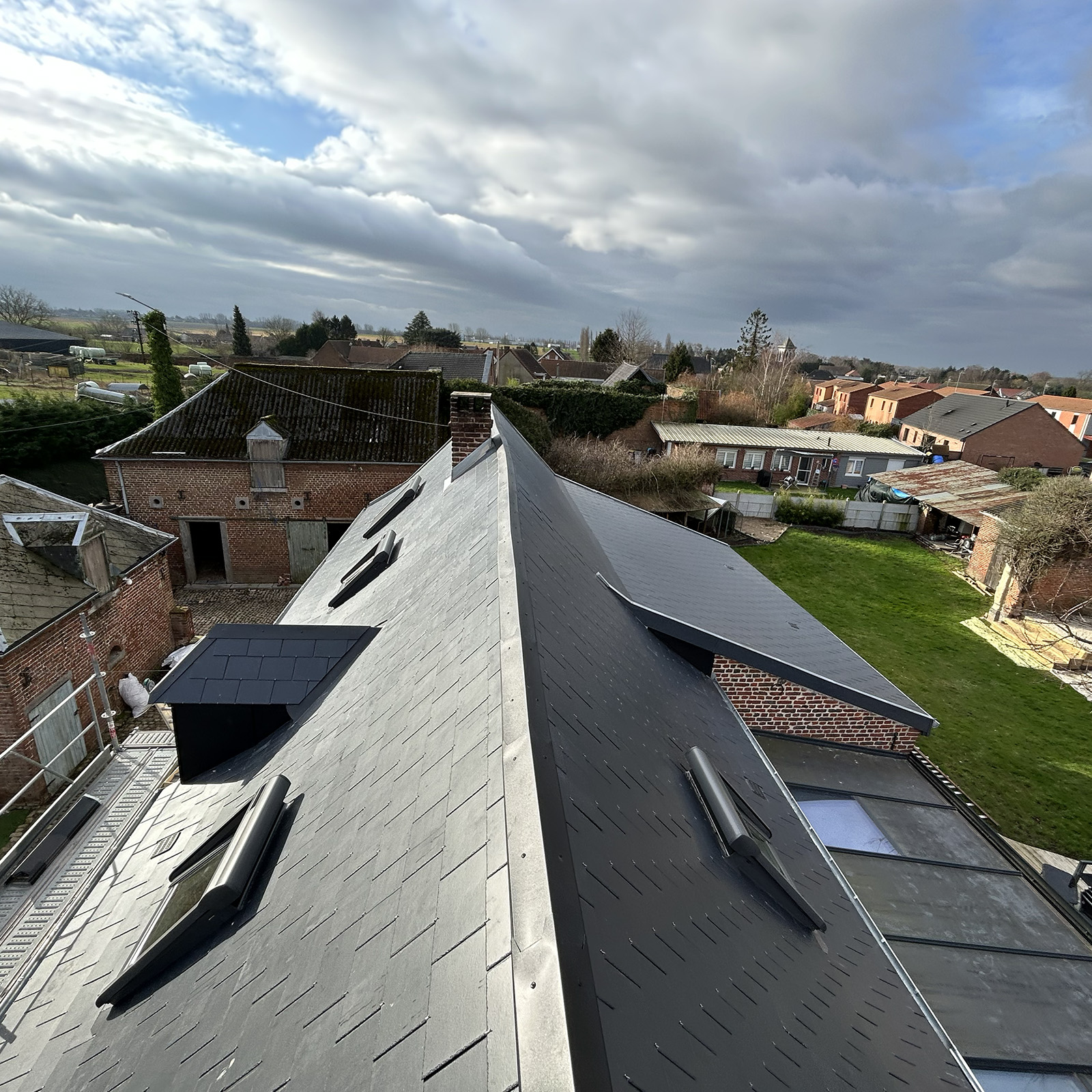 Rénovation toiture ardoise Estreux — après